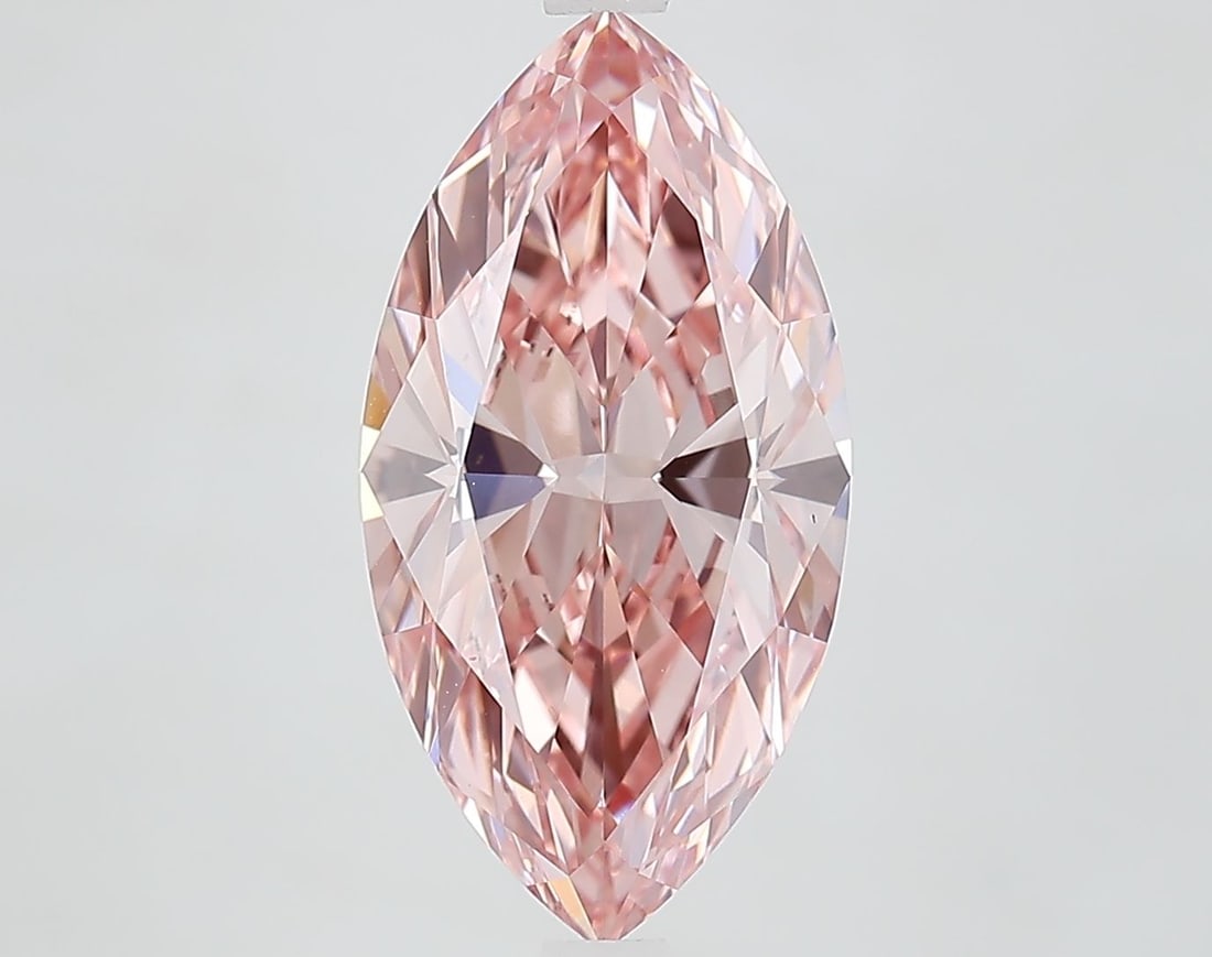 IGI Marquise 4.02ct Fancy Vivid Pink VVS2 Loose Lab Diamond: IGI Marquise 4.02ct Fancy Vivid Pink VVS2 Loose Lab Diamond Experience the rare beauty of a Fancy Vivid Pink diamond, one of the most coveted colors in the world of gemstones. This exquisite 4.02ct la