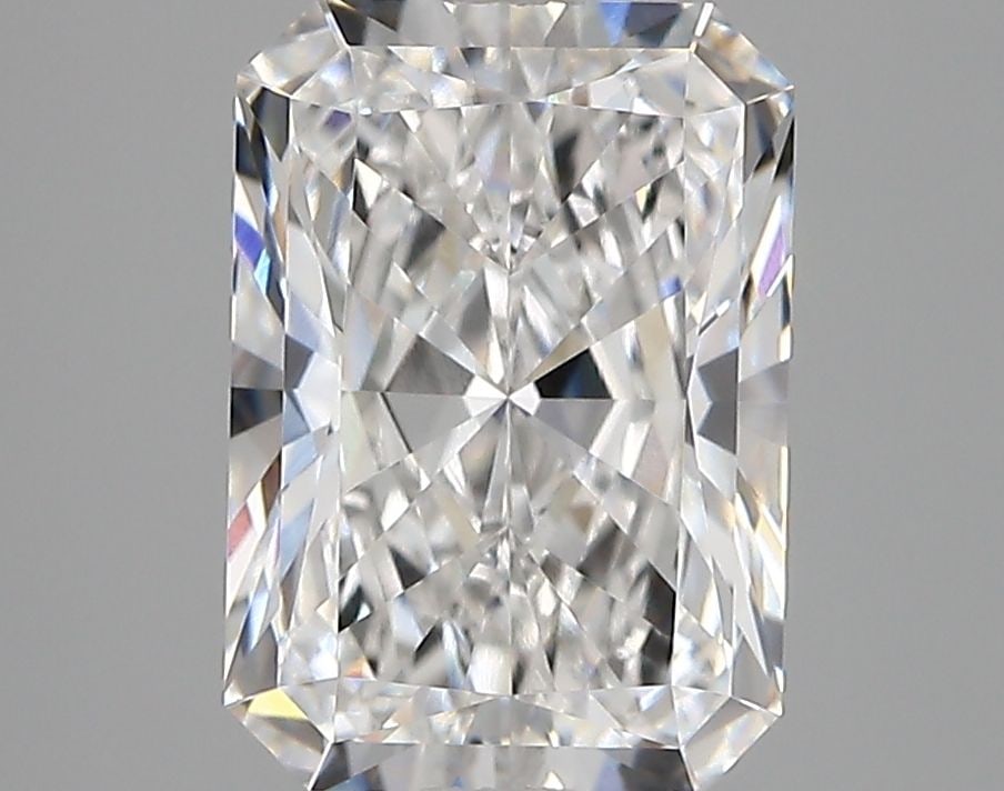 IGI Radiant 3.09ct D VVS2 Loose Lab Diamond: IGI Radiant 3.09ct D VVS2 Loose Lab Diamond A rare opportunity to own a truly unique gem, this 3.09ct IGI Radiant lab-grown diamond boasts exceptional clarity (VVS2) and color (D), with a flawless cut