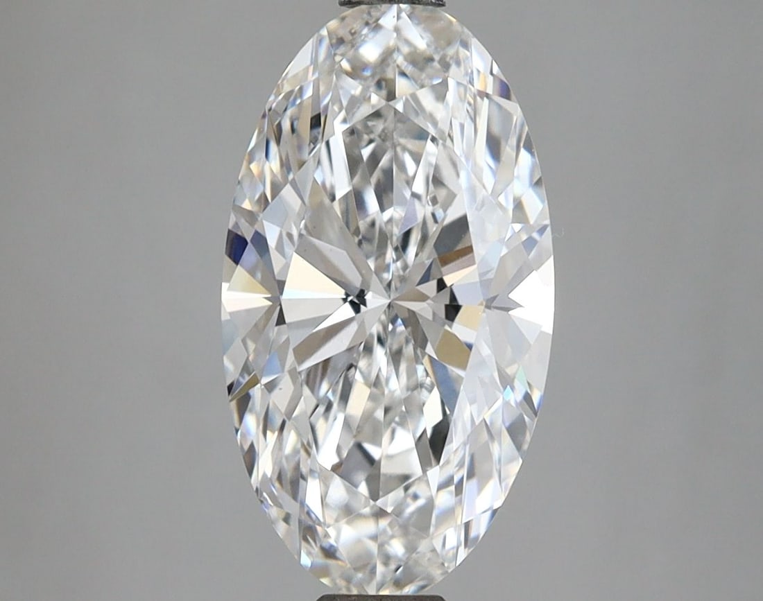 IGI Oval 2.36ct D VVS2 Loose Lab Diamond: IGI Oval 2.36ct D VVS2 Loose Lab Diamond Experience the exceptional brilliance of this stunning 2.36ct IGI Oval lab diamond, boasting an impressive D color and VVS2 clarity for maximum fire and light