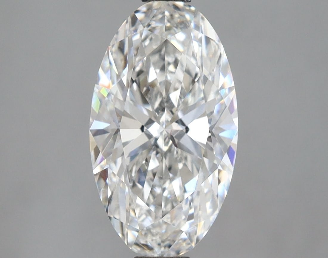 IGI Oval 2.27ct E VVS2 Loose Lab Diamond: IGI Oval 2.27ct E VVS2 Loose Lab Diamond A truly unique and exceptional find, this 2.27ct IGI Oval lab-grown diamond boasts an impressive VVS2 clarity grade and vibrant E color, giving it a striking b