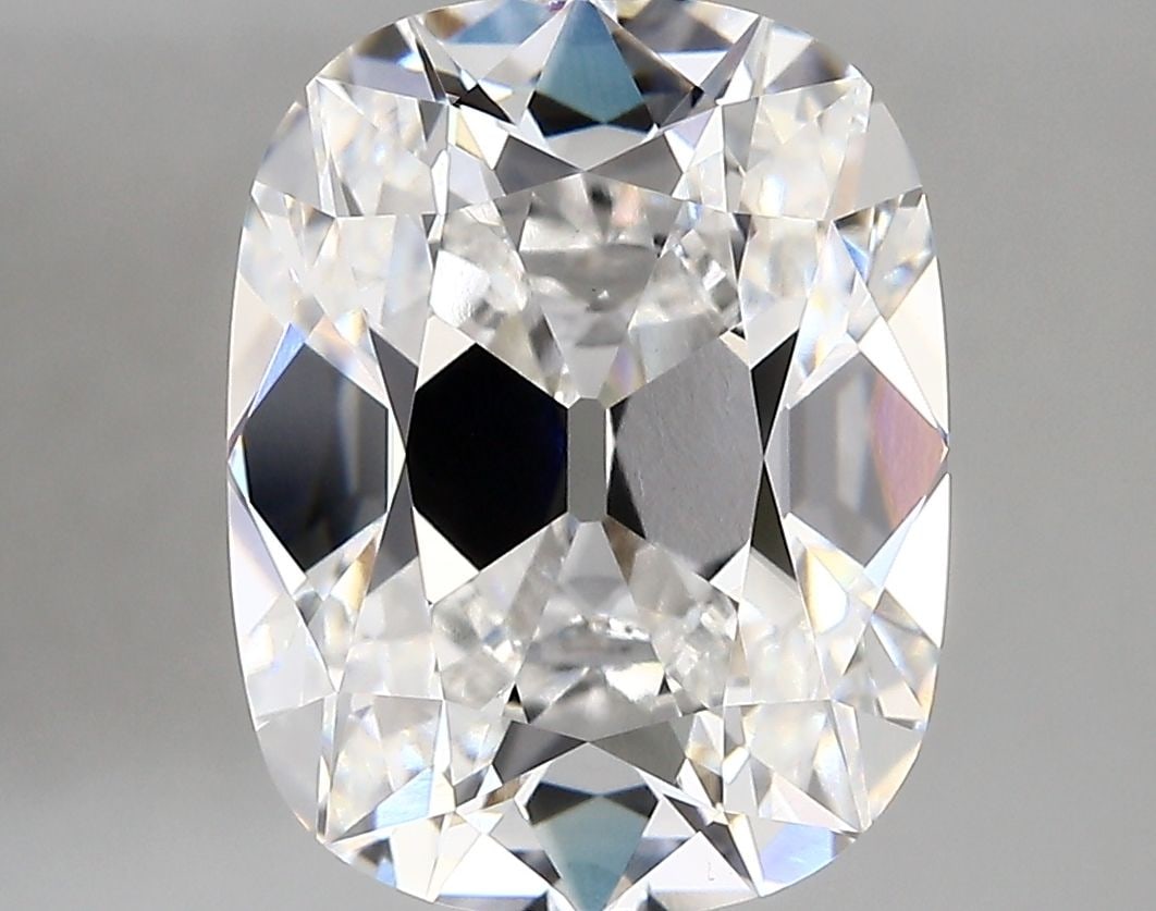 IGI Cushion Modified 5.25ct E VVS2 Loose Lab Diamond: IGI Cushion Modified 5.25ct E VVS2 Loose Lab Diamond Experience the brilliance of a lab-grown diamond, certified by IGI as an E color, VVS2 clarity, and EX polish. This stunning 5.25ct cushion-cut
