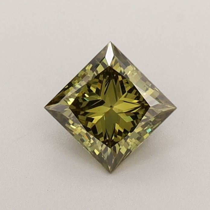 IGI Princess 0.57ct Fancy Vivid Green VVS2 Loose Lab Diamond: IGI Princess 0.57ct Fancy Vivid Green VVS2 Loose Lab Diamond Experience the breathtaking beauty of a lab-grown Fancy Vivid Green diamond, certified by the International Gemological Institute (IGI) as