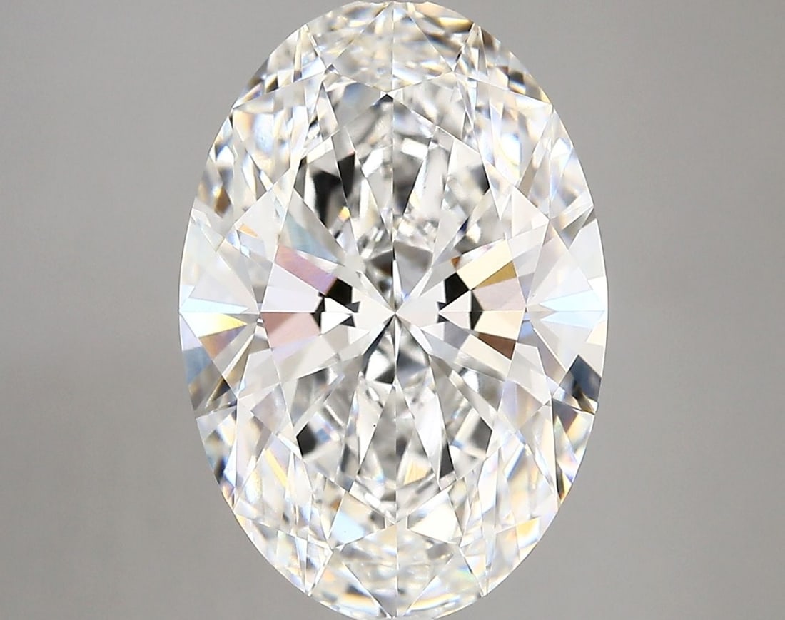 IGI Oval 5.59ct E VVS2 Loose Lab Diamond: IGI Oval 5.59ct E VVS2 Loose Lab Diamond A stunning IGI-certified oval lab diamond, weighing 5.59 carats and boasting exceptional clarity with a VVS2 grade, this rare gem shines with an E color and EX