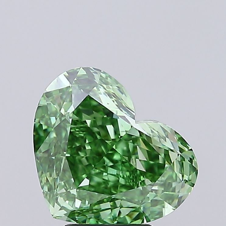 Loose Lab Diamond - IGI Heart 5.04ct Fancy Vivid Green VVS2: Loose Lab Diamond - IGI Heart 5.04ct Fancy Vivid Green VVS2 Experience the rare beauty of a lab-grown diamond, certified by the International Gemological Institute (IGI) as Fancy Vivid Green with exce