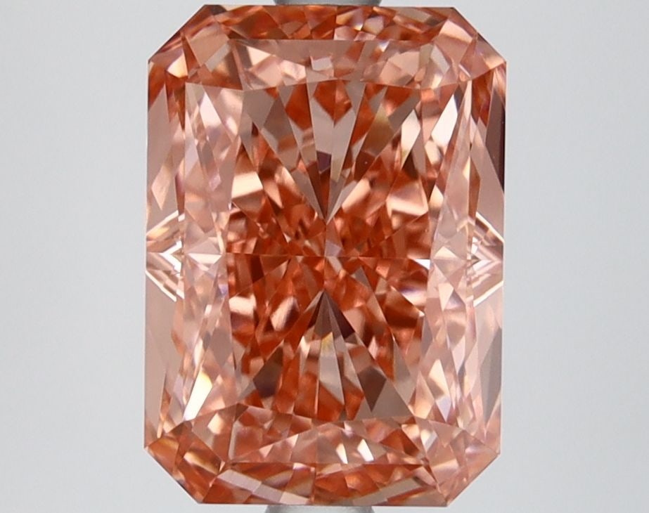 IGI Radiant 3.19ct Fancy Vivid Pink VVS2 Loose Lab Diamond: IGI Radiant 3.19ct Fancy Vivid Pink VVS2 Loose Lab Diamond Experience the rare beauty of a Fancy Vivid Pink diamond, one of the most coveted colors in nature. This exquisite 3.19ct lab-grown gem boast