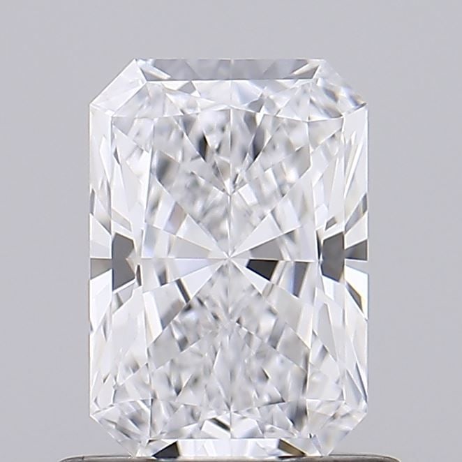 IGI Radiant 0.86ct D VVS2 Loose Lab Diamond: IGI Radiant 0.86ct D VVS2 Loose Lab Diamond Experience the brilliance of nature, without the environmental impact - this stunning 0.86ct IGI Radiant D VVS2 Loose Lab Diamond is a true marvel of