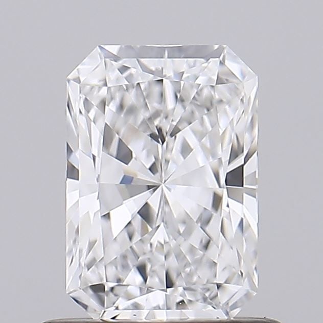 IGI Radiant 0.81ct D VVS1 Loose Lab Diamond: IGI Radiant 0.81ct D VVS1 Loose Lab Diamond Experience the brilliance of nature, without the environmental impact. This stunning IGI Radiant cut diamond boasts exceptional clarity (VVS1) and color (D)