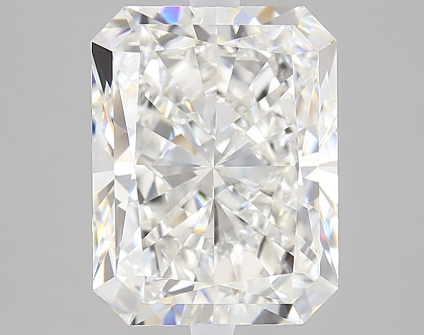 IGI Radiant 3.5ct E IF Loose Lab Diamond: IGI Radiant 3.5ct E IF Loose Lab Diamond Experience the brilliance of nature, without the environmental impact - this stunning IGI Radiant cut lab diamond boasts exceptional clarity (IF) and color (E)