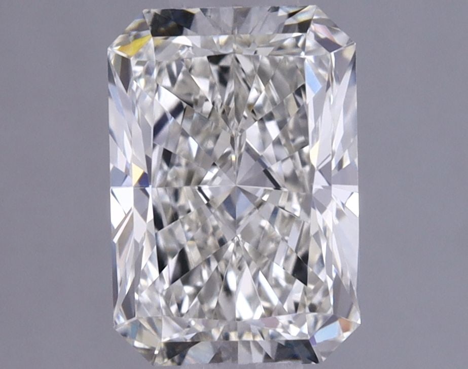 IGI Radiant 1.01ct G VVS2 Loose Lab Diamond: IGI Radiant 1.01ct G VVS2 Loose Lab Diamond Experience the brilliance of nature, crafted in a lab for unparalleled quality and consistency. This exquisite 1.01ct G VVS2 loose diamond boasts exceptiona