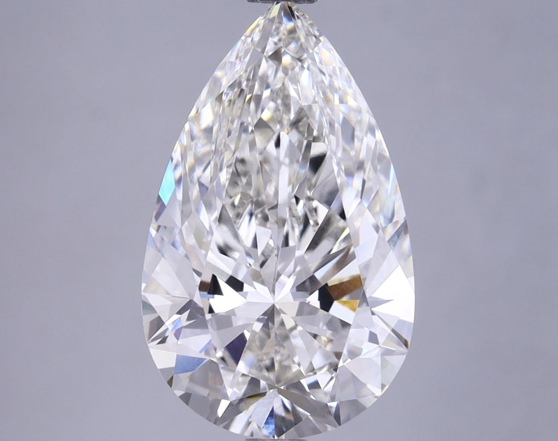 Loose Lab Diamond - GIA Pear 4.57ct H VVS2: Loose Lab Diamond - GIA Pear 4.57ct H VVS2 Experience the beauty of nature, redefined. This exquisite lab-grown diamond boasts exceptional clarity and color, with a stunning 4.57ct GIA-certified pear