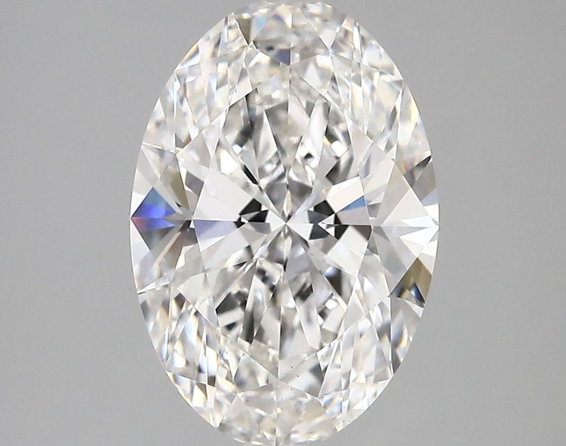 IGI Oval 3.76ct E VVS2 Loose Lab Diamond: IGI Oval 3.76ct E VVS2 Loose Lab Diamond A stunning IGI-certified lab-grown diamond, weighing 3.76 carats, boasts exceptional clarity and color with an E color grade and VVS2 clarity level. Its EX pol