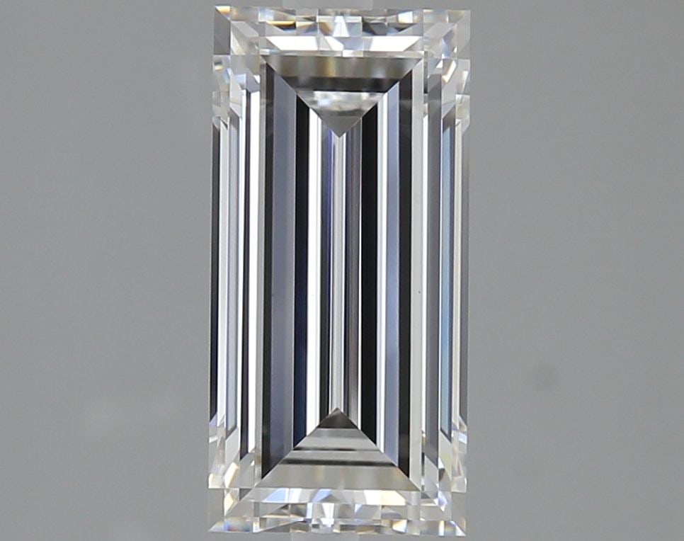 IGI Baguette 2.02ct E VVS2 Loose Lab Diamond: IGI Baguette 2.02ct E VVS2 Loose Lab Diamond Experience the brilliance of a lab-grown diamond, certified by IGI as E color, VVS2 clarity, and EX polish. This 2.02ct stone shines with exceptional symme