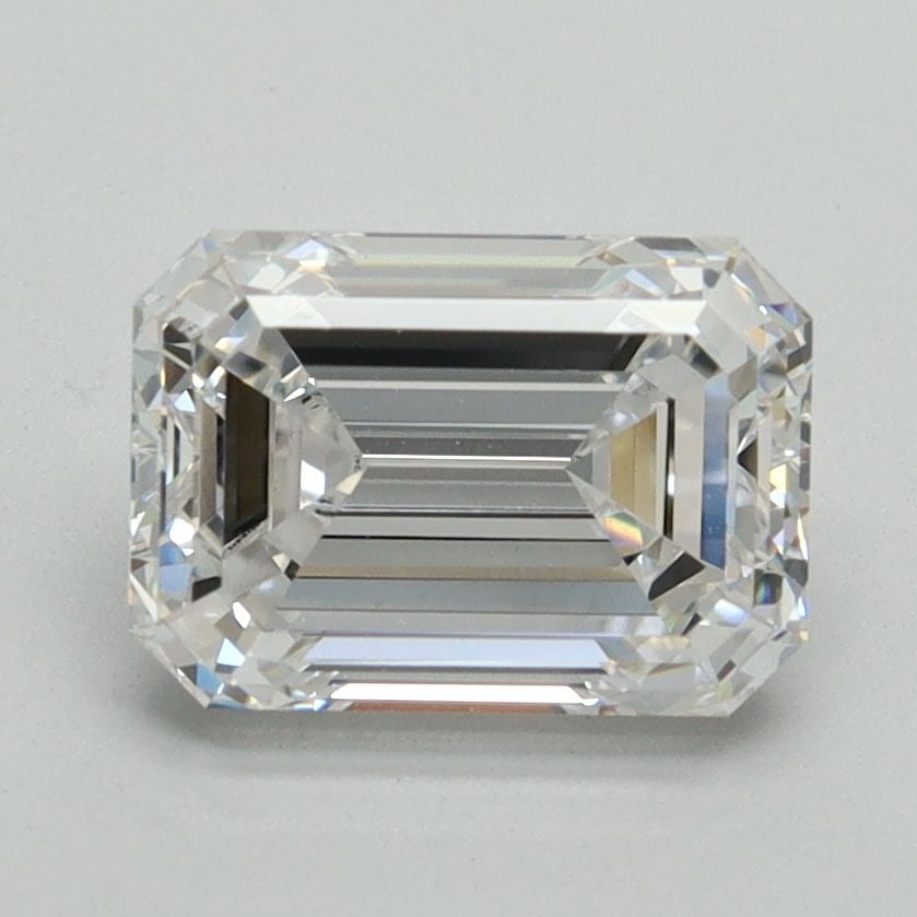 IGI Emerald 2.05ct D VVS2 Loose Lab Diamond: IGI Emerald 2.05ct D VVS2 Loose Lab Diamond This exquisite IGI-certified lab-grown diamond boasts exceptional clarity and color, with a dazzling D grade and VVS2 clarity that shines bright in the ligh