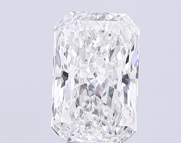 IGI Radiant 5.07ct F VVS2 Loose Lab Diamond: IGI Radiant 5.07ct F VVS2 Loose Lab Diamond Experience the exceptional quality of this IGI Radiant 5.07ct F VVS2 Loose Lab Diamond, boasting an impressive cut and flawless clarity that shines with