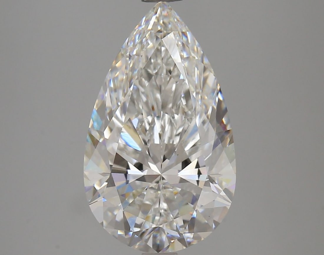 Loose Lab Diamond - IGI Pear 4.13ct F VVS2: Loose Lab Diamond - IGI Pear 4.13ct F VVS2 A stunning lab-grown diamond, certified by the International Gemological Institute (IGI), boasts exceptional clarity and color, with a vibrant F color and VV