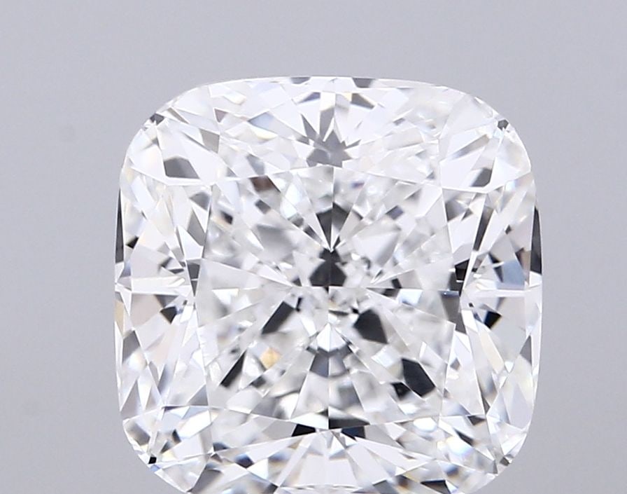 IGI Cushion Modified 5.07ct E VVS2 Loose Lab Diamond: IGI Cushion Modified 5.07ct E VVS2 Loose Lab Diamond Experience the exceptional brilliance of this 5.07ct IGI-certified lab-grown diamond, boasting an impressive E color grade and VVS2 clarity level f