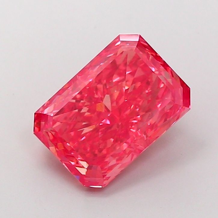 IGI Radiant 4.08ct Fancy Vivid Pink VVS2 Loose Lab Diamond: IGI Radiant 4.08ct Fancy Vivid Pink VVS2 Loose Lab Diamond Experience the rare beauty of a Fancy Vivid Pink diamond, one of the most coveted colors in the world of gemstones. This 4.08ct IGI-certified