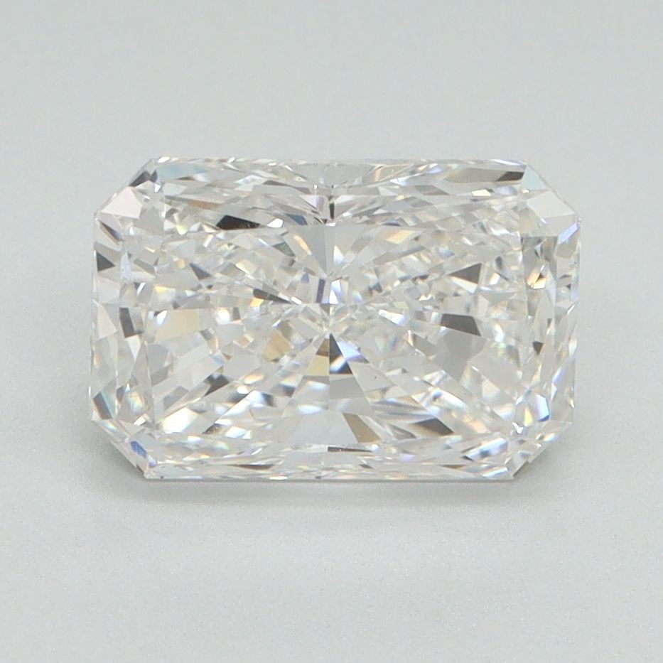 IGI Radiant 2.07ct D VVS2 Loose Lab Diamond: IGI Radiant 2.07ct D VVS2 Loose Lab Diamond Experience the brilliance of nature, without the environmental impact - this stunning IGI Radiant 2.07ct D VVS2 Loose Lab Diamond is a true marvel of modern