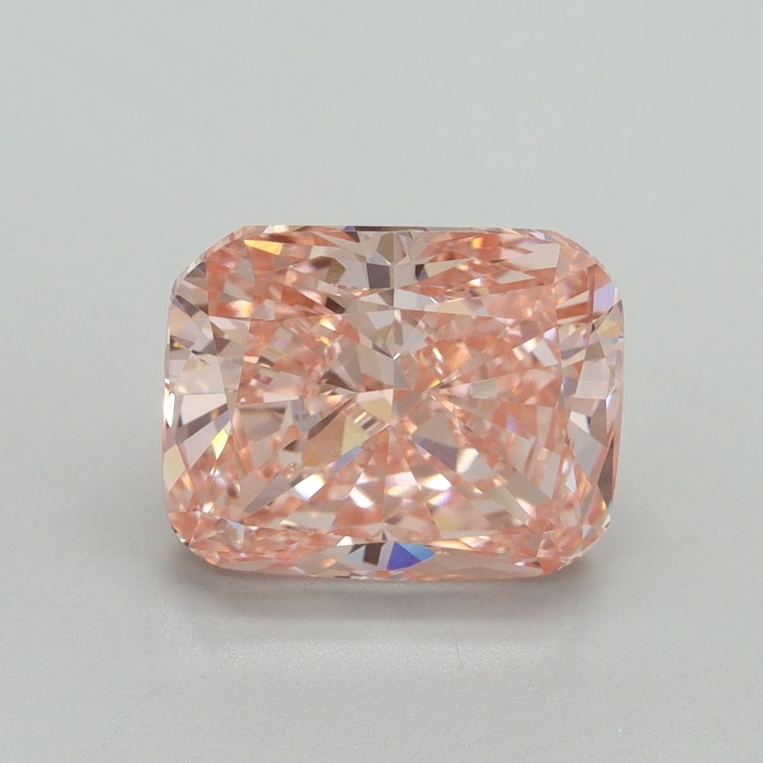 Loose Lab Diamond - IGI Cushion Modified 4.01ct Fancy Vivid Pink VVS2: Loose Lab Diamond - IGI Cushion Modified 4.01ct Fancy Vivid Pink VVS2 Experience the rare beauty of a Fancy Vivid Pink lab diamond, certified by IGI as 4.01ct VVS2 in excellent condition. This exquisi