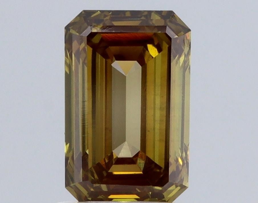 Loose Lab Diamond - Emerald 1.7ct Brown VVS2: Loose Lab Diamond - Emerald 1.7ct Brown VVS2 A stunning lab-grown emerald diamond, weighing 1.7 carats and boasting exceptional clarity with a VVS2 grade, adds a touch of elegance to any setting. Its