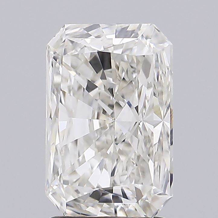 IGI Radiant 2.57ct H VVS1 Loose Lab Diamond: IGI Radiant 2.57ct H VVS1 Loose Lab Diamond Experience the beauty of a lab-grown diamond, certified by IGI as a 2.57ct H VVS1, with exceptional cut, color, and clarity. This radiant gemstone boasts an