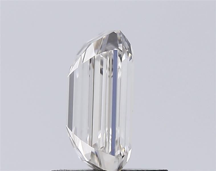 IGI Emerald 1.29ct H VVS2 Loose Lab Diamond: IGI Emerald 1.29ct H VVS2 Loose Lab Diamond Experience the exceptional beauty of this 1.29ct IGI emerald-cut lab-grown diamond, boasting an impressive VVS2 clarity and EX polish for maximum brilliance