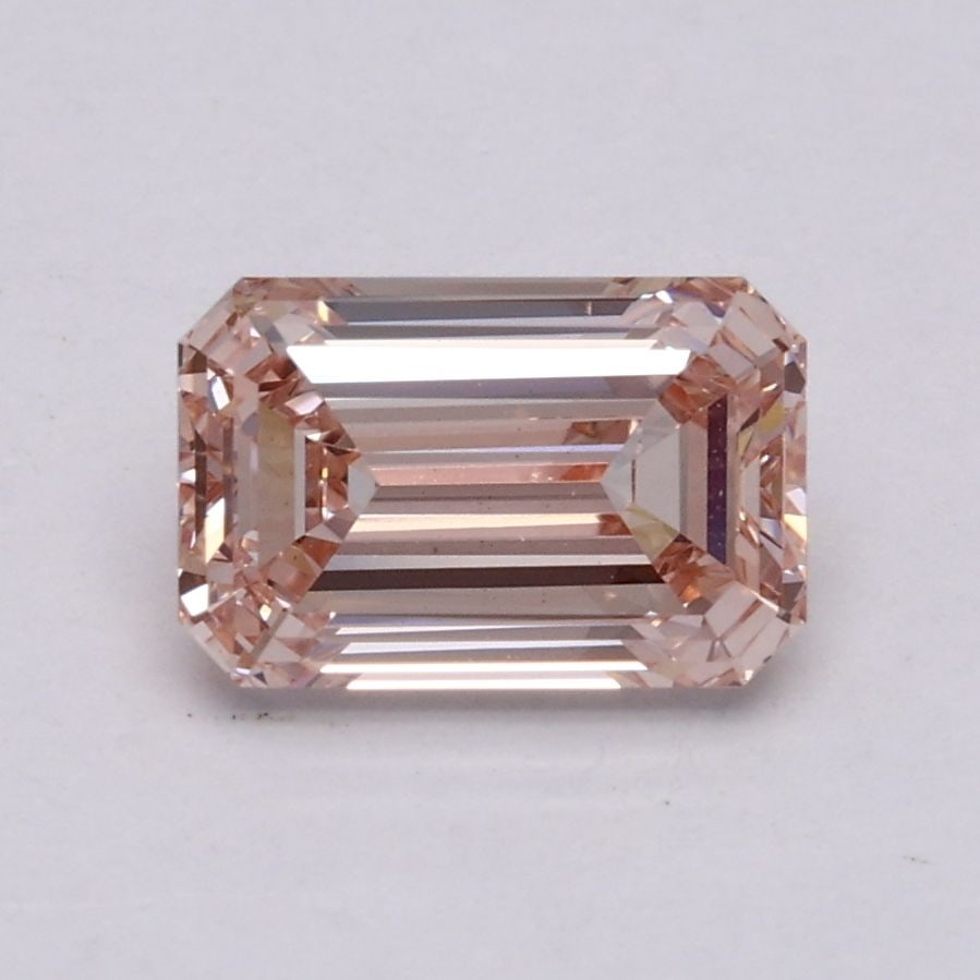 Loose Lab Diamond - IGI Emerald 0.96ct Fancy Pink VVS2: Loose Lab Diamond - IGI Emerald 0.96ct Fancy Pink VVS2 Experience the rare beauty of a lab-grown diamond, certified by the International Gemological Institute (IGI) as Fancy Pink in VVS2 clarity. This