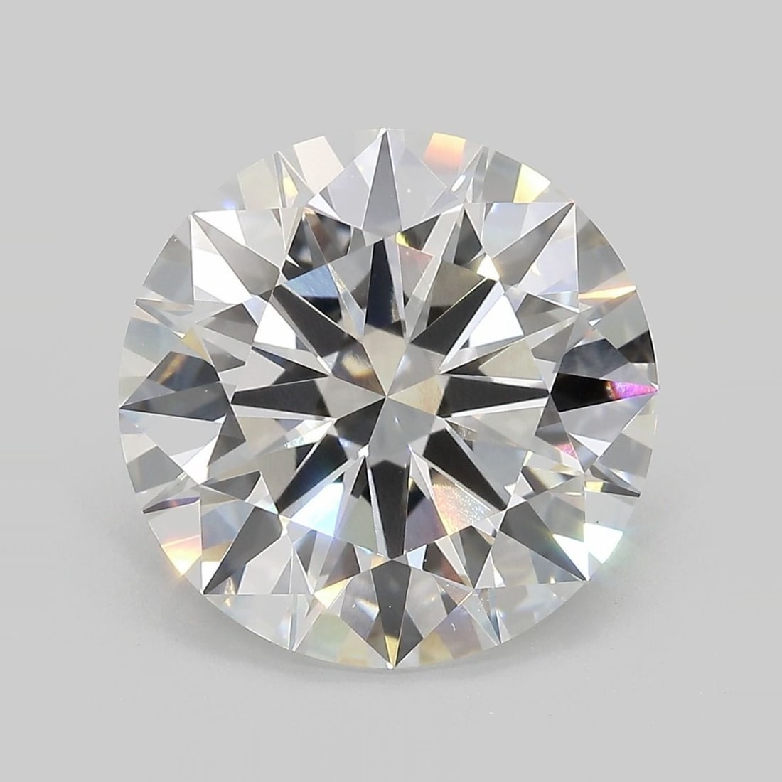 IGI Round 8.15ct E VVS2 Ideal Loose Lab Diamond: IGI Round 8.15ct E VVS2 Ideal Loose Lab Diamond Experience the brilliance of nature, without the environmental impact, with this stunning IGI-certified lab-grown diamond. This 8.15ct E color, VVS2 cla