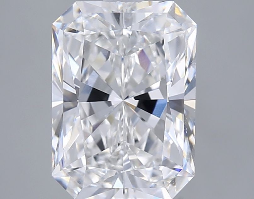 IGI Radiant 3.05ct E VVS2 Loose Lab Diamond: IGI Radiant 3.05ct E VVS2 Loose Lab Diamond Experience the beauty of a lab-grown diamond, certified by IGI as an E color, VVS2 clarity, and EX polish, making it a true gem for those seeking exceptiona