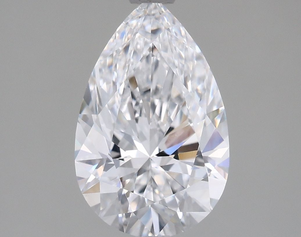 Loose Lab Diamond - IGI Pear 1.54ct D VVS2: Loose Lab Diamond - IGI Pear 1.54ct D VVS2 A rare and exceptional lab-grown diamond, this IGI-certified pear-cut gem boasts an impressive 1.54 carats of flawless VVS2 clarity, with a color grade that