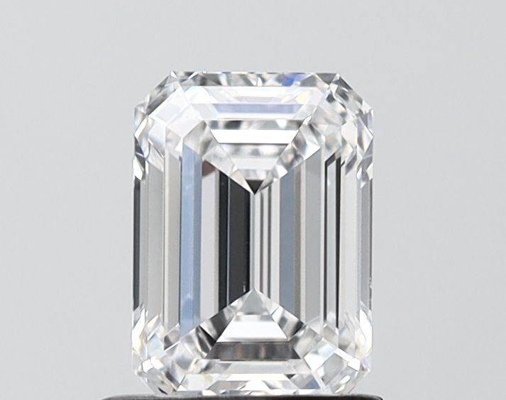 IGI Emerald 1.1ct D IF Loose Lab Diamond: IGI Emerald 1.1ct D IF Loose Lab Diamond Experience the exceptional quality of this IGI D color, IF clarity, 1.1ct lab-grown diamond, boasting an EX polish and symmetry. Its exceptional cut and precis