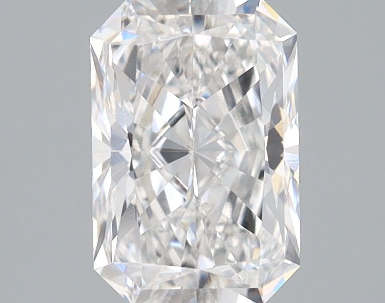 IGI Radiant 1.23ct E VVS2 Loose Lab Diamond: IGI Radiant 1.23ct E VVS2 Loose Lab Diamond Experience the brilliance of nature, without the environmental impact - this exquisite IGI Radiant cut diamond boasts an impressive 1.23 carats of flawless