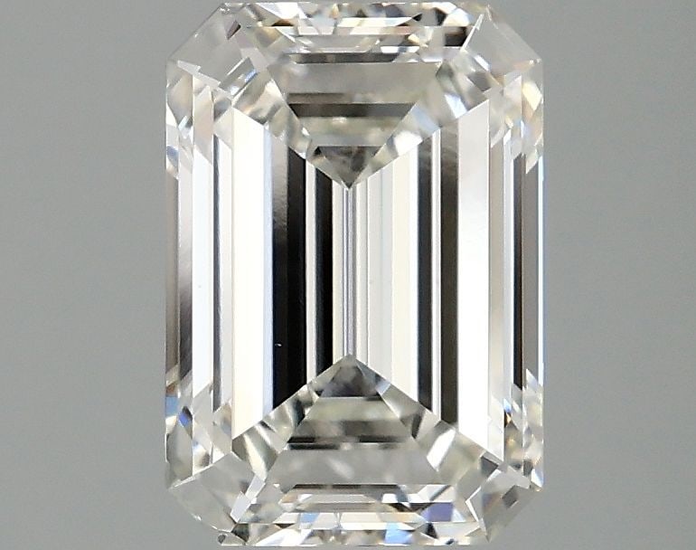 Loose Lab Diamond - IGI Emerald 2.1ct F VVS2: Loose Lab Diamond - IGI Emerald 2.1ct F VVS2 A rare and exceptional lab-grown diamond, certified by the International Gemological Institute (IGI), boasts a brilliant F color, flawless VVS2 clarity, an