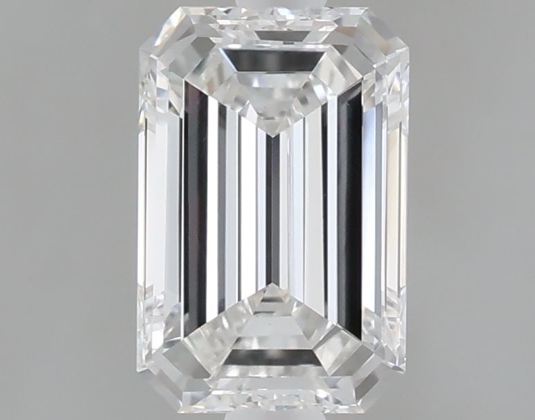 Loose Lab Diamond - Emerald 1.09ct E VVS2: Loose Lab Diamond - Emerald 1.09ct E VVS2 A rare and exceptional emerald-cut lab diamond, weighing 1.09 carats, boasts an impressive clarity grade of VVS2 and vibrant color E. Its flawless polish and