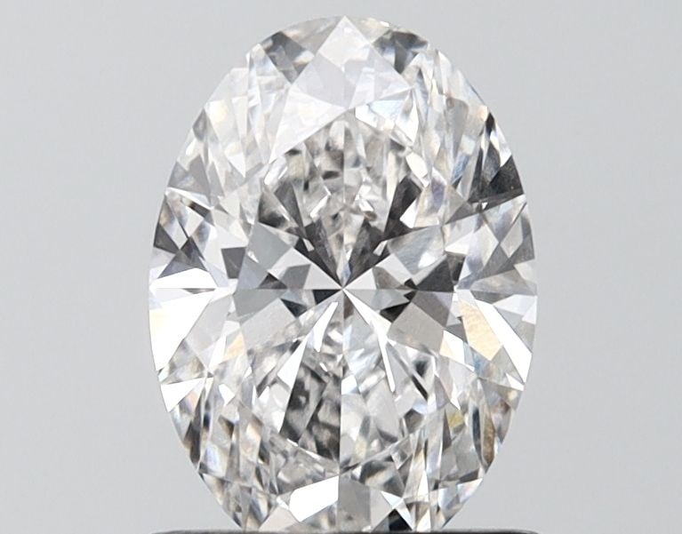 IGI Oval Diamond, 1.43ct E VVS1, Loose: IGI Oval Diamond, 1.43ct E VVS1, Loose Experience the brilliance of a truly unique diamond, certified by the International Gemological Institute (IGI) as a genuine lab-grown stone. This exceptional