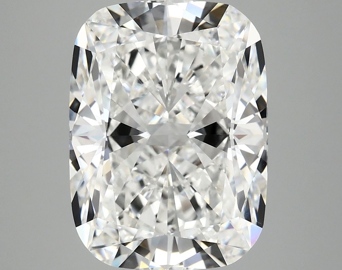 Loose Lab Diamond - IGI Cushion Modified 6.19ct E VVS2: Loose Lab Diamond - IGI Cushion Modified 6.19ct E VVS2 A stunning lab-grown diamond, certified by the International Gemological Institute (IGI), boasts exceptional clarity and color. With its impressi
