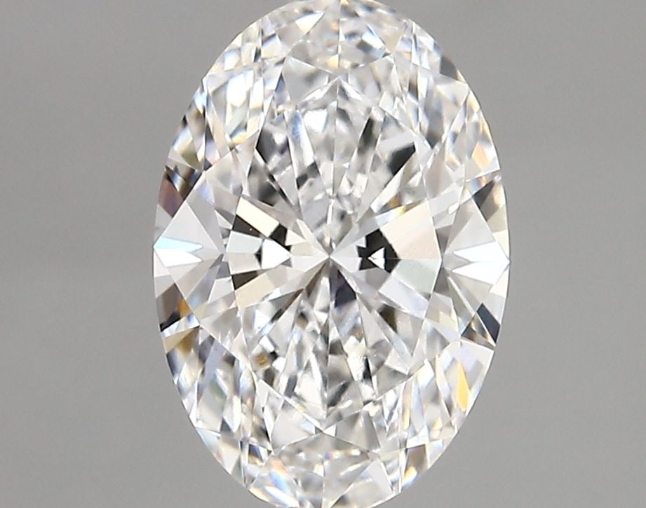 IGI Oval 2.14ct D VVS2 Diamond: IGI Oval 2.14ct D VVS2 Diamond Experience the exceptional brilliance of this stunning 2.14ct IGI Oval diamond, certified VVS2 for its exceptional clarity and cut to perfection with EX polish and symme