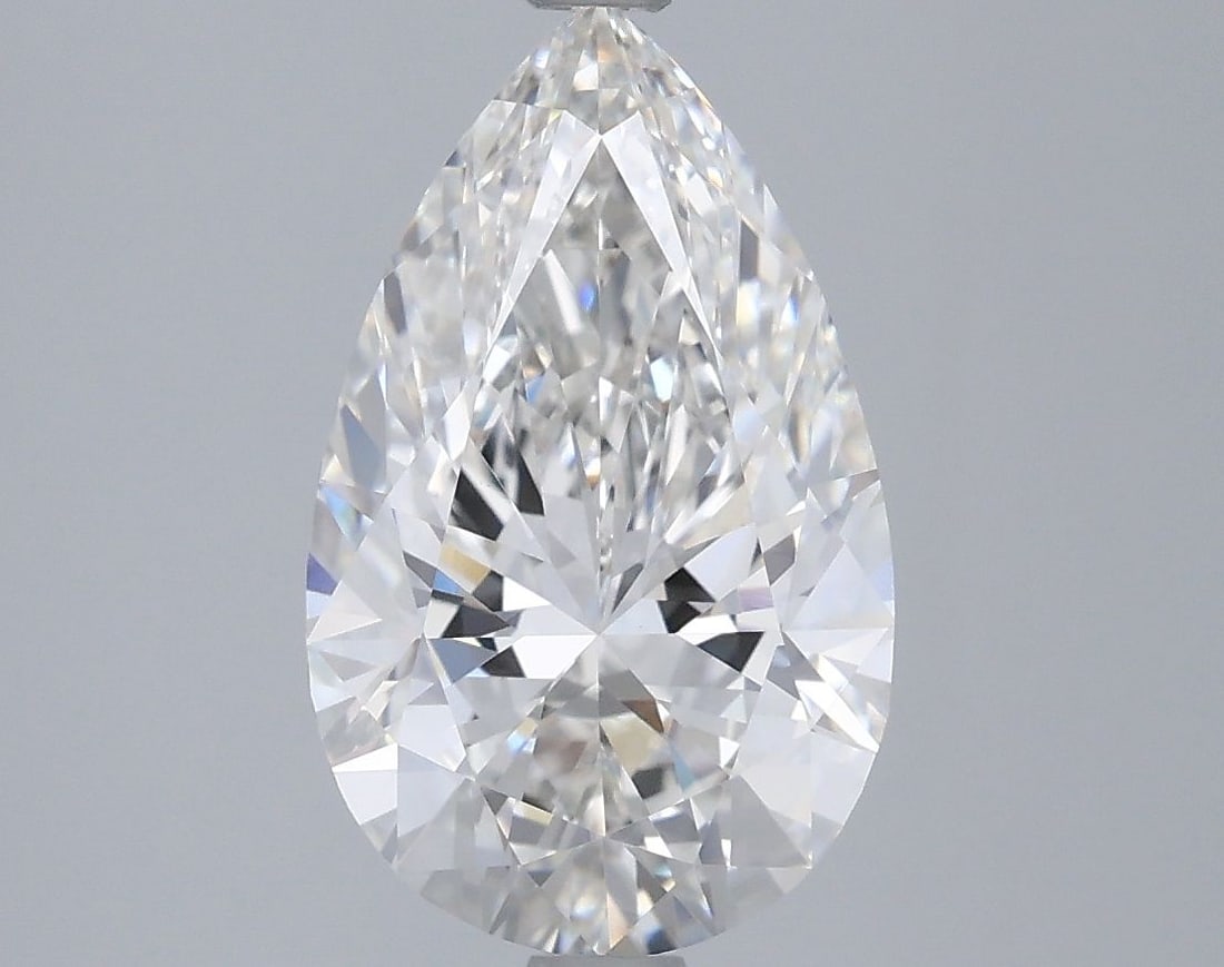 Loose Lab Diamond - IGI Pear 3.03ct F VVS2: Loose Lab Diamond - IGI Pear 3.03ct F VVS2 Experience the brilliance of a lab-grown diamond, certified by IGI as a stunning 3.03ct pear-cut gem with exceptional clarity (VVS2) and color (F). Its flawl