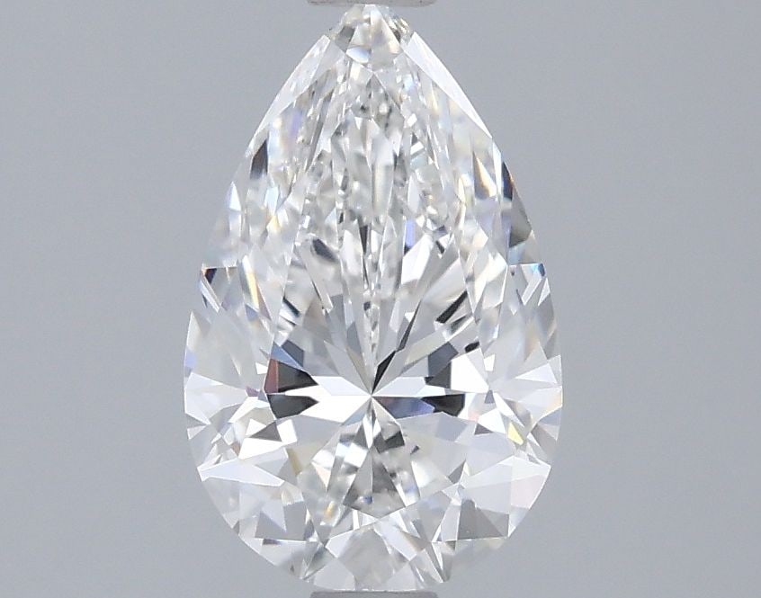 Loose Lab Diamond - IGI Pear 1.53ct E VVS2: Loose Lab Diamond - IGI Pear 1.53ct E VVS2 A rare and exceptional lab-grown diamond, this IGI-certified pear-shaped gem boasts an impressive 1.53 carats of unparalleled brilliance, with a vibrant colo