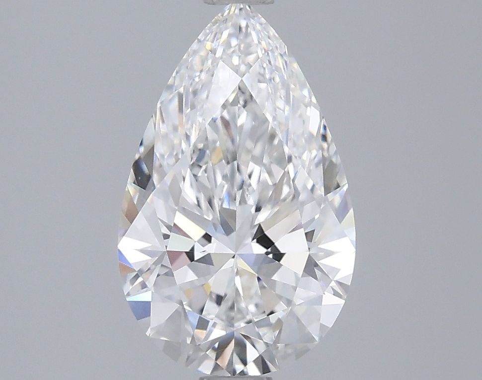 Loose Lab Diamond - IGI Pear 2.05ct E VVS2: Loose Lab Diamond - IGI Pear 2.05ct E VVS2 A truly unique and rare gem, this exquisite lab-grown pear diamond boasts an impressive 2.05 carats of exceptional clarity, with a flawless VVS2 grade that s