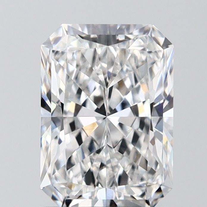 IGI Radiant 1.55ct E VVS2 Loose Lab Diamond: IGI Radiant 1.55ct E VVS2 Loose Lab Diamond A rare and exceptional opportunity to own a lab-grown diamond of unparalleled quality, this 1.55ct IGI Radiant cut boasts an impressive E color grade, VVS2