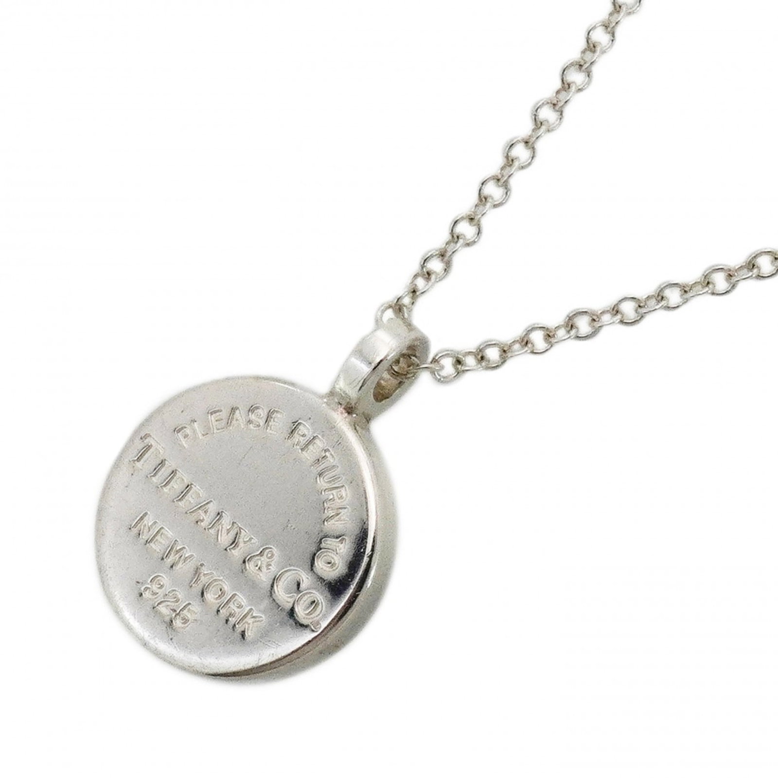 P2401860 - Tiffany & Co. Return to Circle Necklace - Sterling Silver 925 - Women's: P2401860 - Tiffany & Co. Return to Circle Necklace - Sterling Silver 925 - Women's Exceptional Tiffany Co Return Circle Necklace available for auction. Review complete item specifications below for de