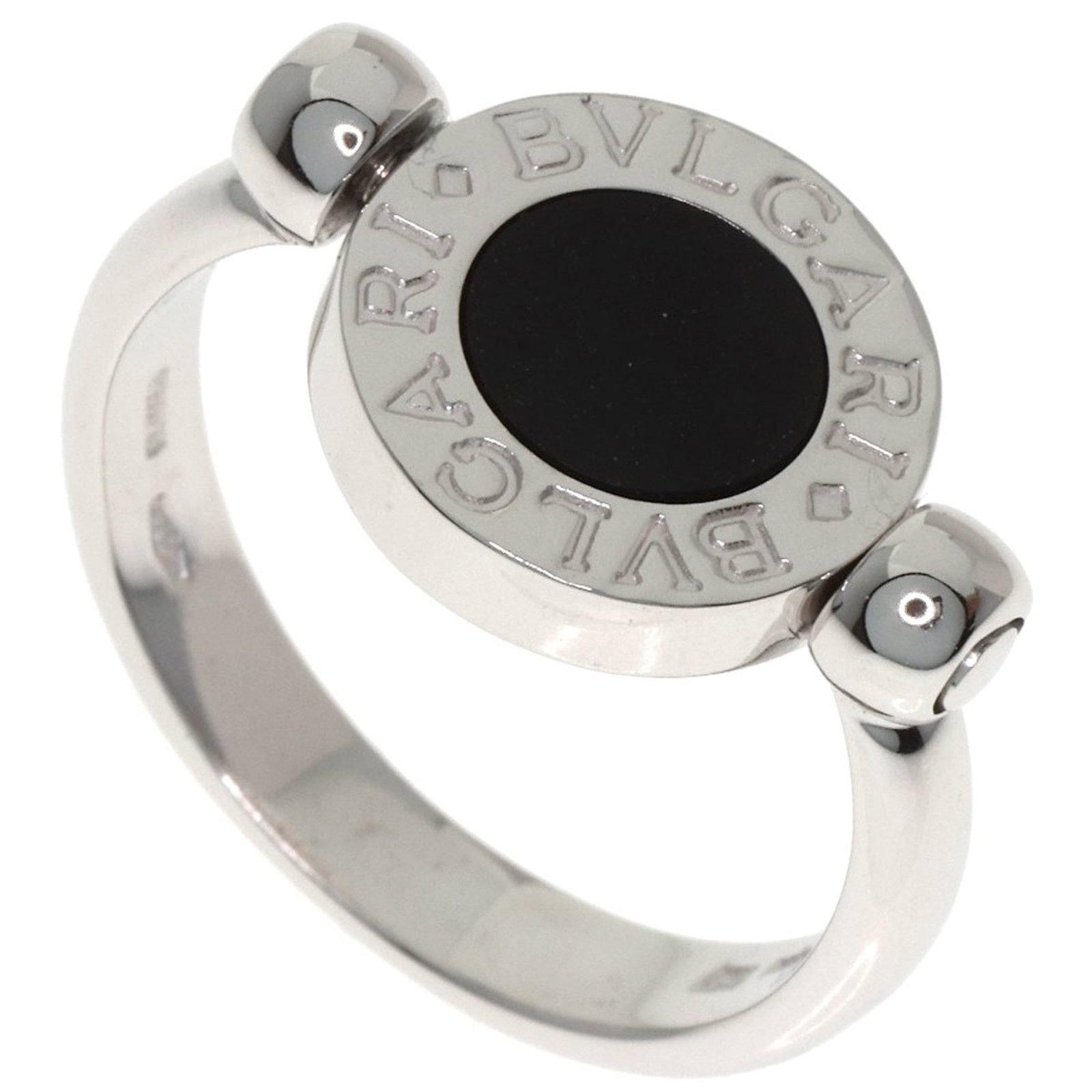 Bvlgari White Gold 18k Band Ring: Bvlgari White Gold 18k Band Ring Elevate your style with this stunning Bvlgari white gold 18k band ring, adorned with a beautiful diamond and onyx stone combination. The sleek, sophisticated design ma