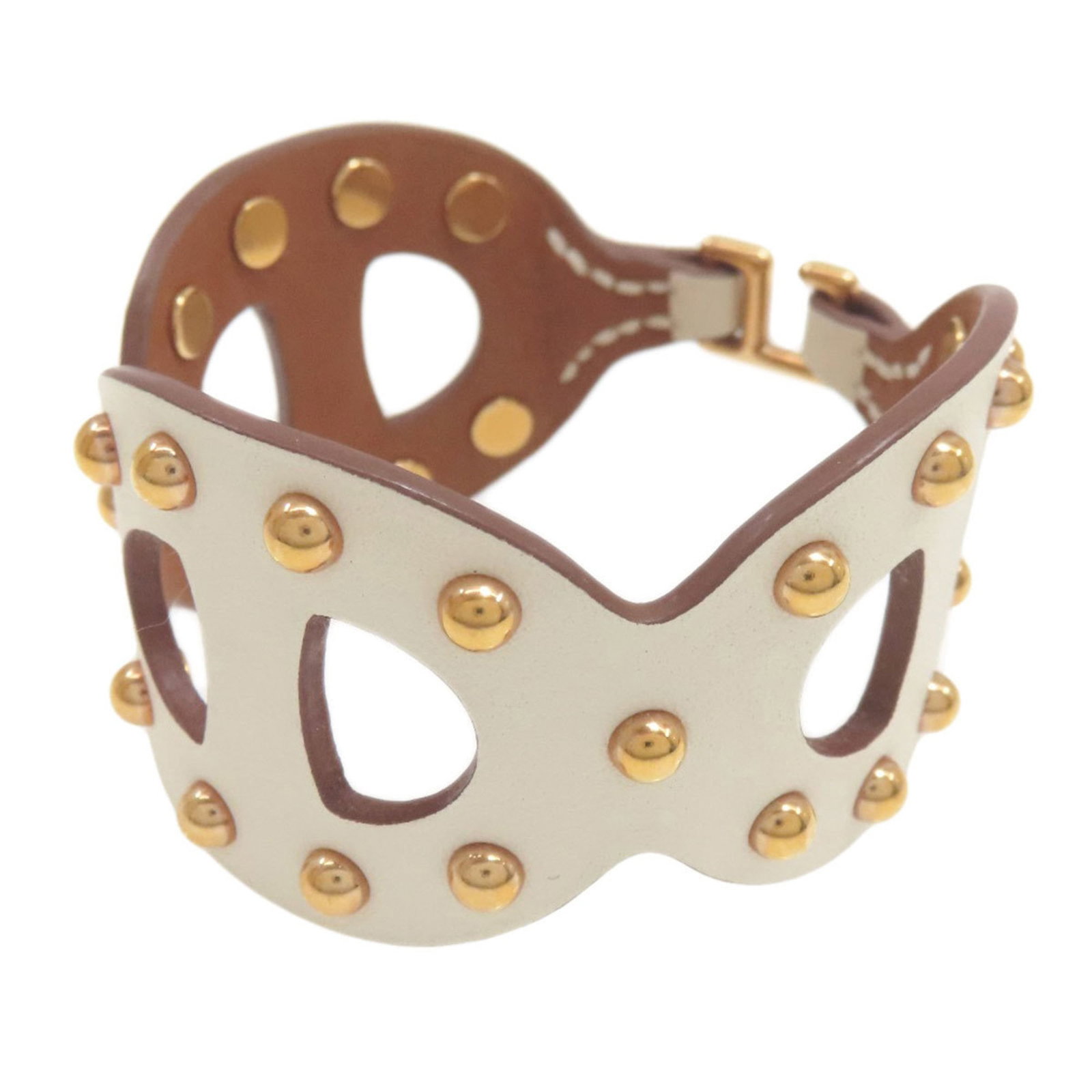 Hermes Leather Charm Bracelet: Hermes Leather Charm Bracelet A classic and timeless piece, this pre-owned Hermes leather charm bracelet boasts a sleek white finish and delicate chain details, perfect for adding a touch of sophistic