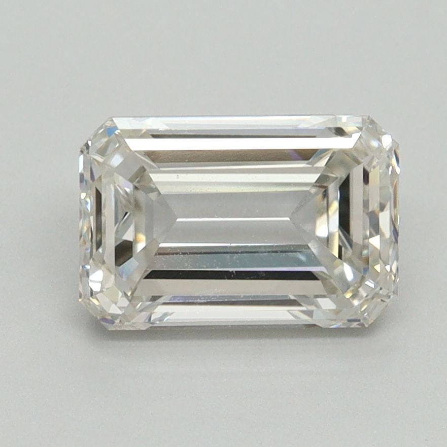 Loose Lab Diamond - Emerald 2.01ct G VVS2: Loose Lab Diamond - Emerald 2.01ct G VVS2 A rare and exceptional loose lab diamond, this 2.01ct Emerald G VVS2 boasts a vibrant color and flawless clarity, making it a true gem for any jewelry enthusi