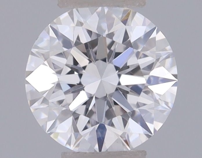 IGI Round 0.27ct D VVS2 Diamond: IGI Round 0.27ct D VVS2 Diamond A rare and exceptional lab-grown diamond, certified by the International Gemological Institute (IGI), boasts a stunning D color and VVS2 clarity, making it a true gem f