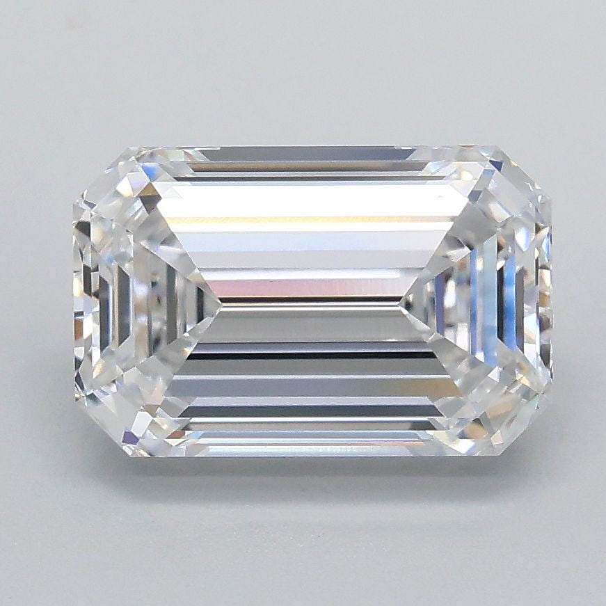 IGI Emerald 2.08ct D VVS2 Loose Lab Diamond: IGI Emerald 2.08ct D VVS2 Loose Lab Diamond Experience the exceptional beauty of a lab-grown IGI certified D color, VVS2 clarity diamond, boasting an EX polish and symmetry. Weighing in at 2.08 carats