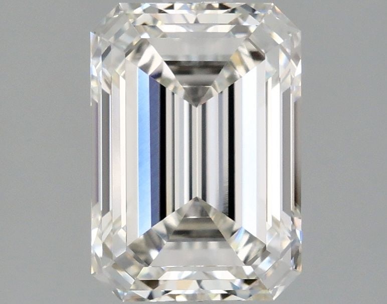 Loose Lab Diamond - IGI Emerald 2.08ct H VVS2: Loose Lab Diamond - IGI Emerald 2.08ct H VVS2 A rare opportunity to own a genuine lab-grown diamond, certified by the International Gemological Institute (IGI) as an IGI Emerald 2.08ct H VVS2. This ex