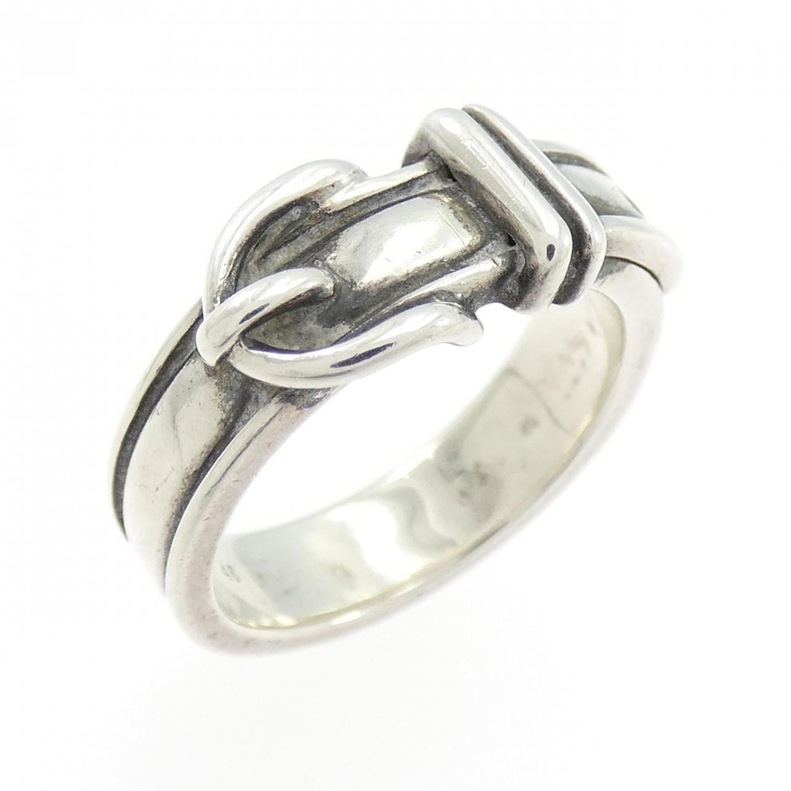 Hermes Silver 925 Band Ring: Hermes Silver 925 Band Ring Elevate your everyday style with the iconic Hermes Silver 925 Band Ring, crafted from durable and luxurious silver 925 material that will add a touch of sophistication to a