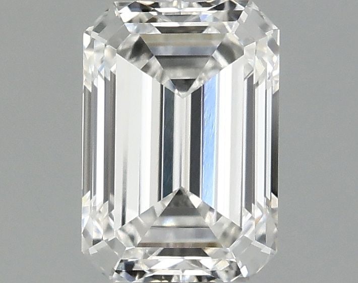 Loose Lab Diamond - IGI Emerald 1.05ct E VVS2: Loose Lab Diamond - IGI Emerald 1.05ct E VVS2 A rare and exceptional lab-grown diamond, certified by the International Gemological Institute (IGI), boasts an impressive 1.05 carat size with an E color